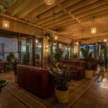 restaurant lounge area